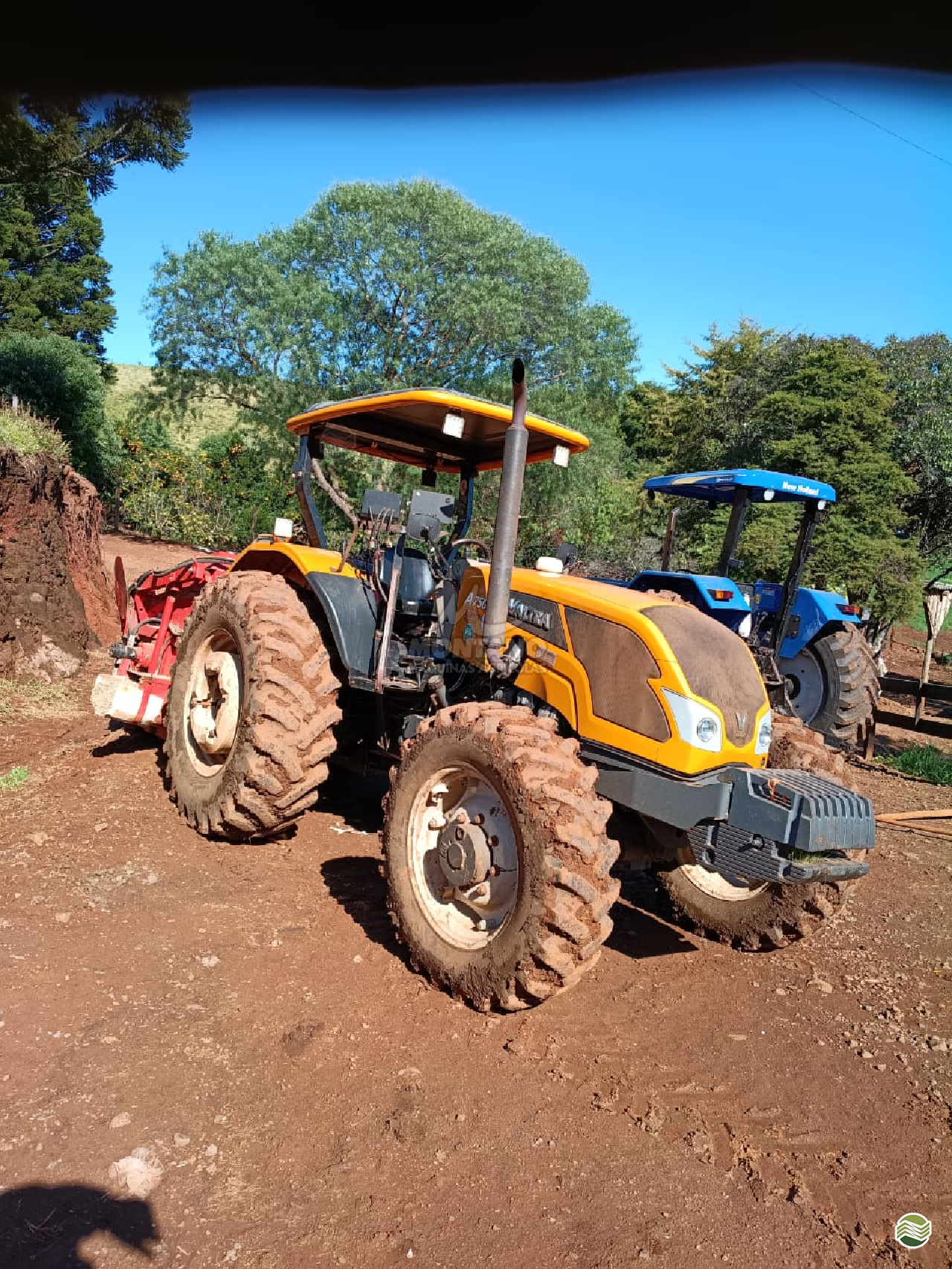 TRATOR VALTRA VALTRA A750 Tração 4x4 Montano Máquinas Agrícolas LAGOA VERMELHA RIO GRANDE DO SUL RS